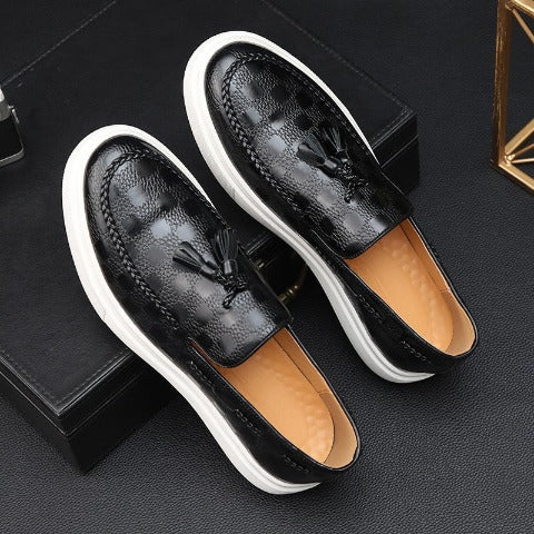 MOCASSIM BLACK CHESS